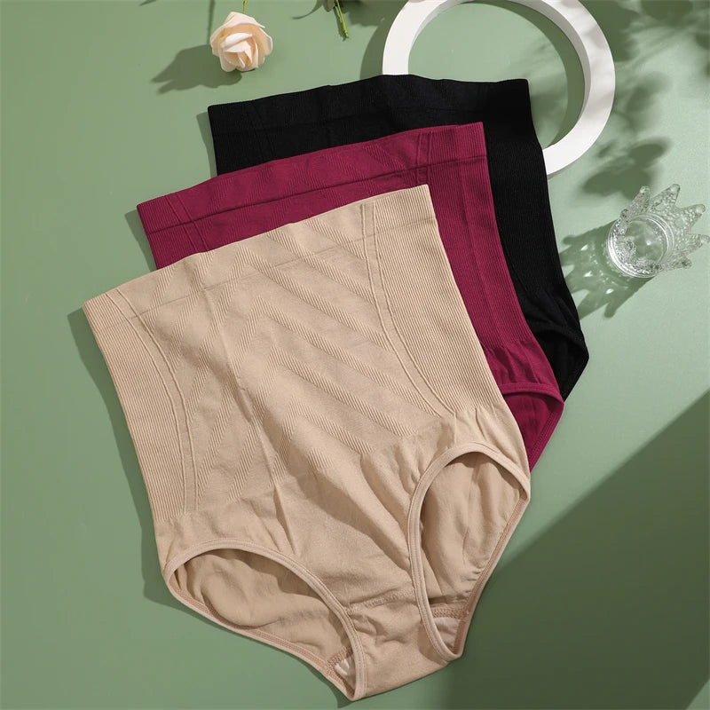 Seamless high-waisted shaping panties – Abdominal control and butt lift.