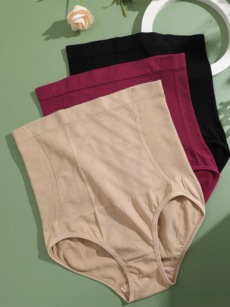 Seamless high-waisted shaping panties – Abdominal control and butt lift.