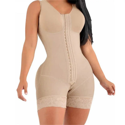 Short, high-compression shaping girdle ideal for daily use and post-surgery.