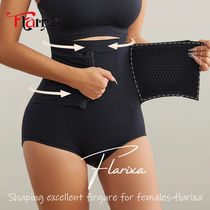 Seamless shaping panties with high waist and butt-lifting effect with hook closure