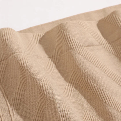 Seamless high-waisted shaping panties – Abdominal control and butt lift.