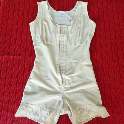 Short, high-compression shaping girdle ideal for daily use and post-surgery.