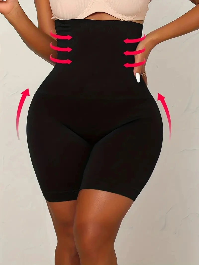 Seamless shaping shorts with a butt-lifting effect.
